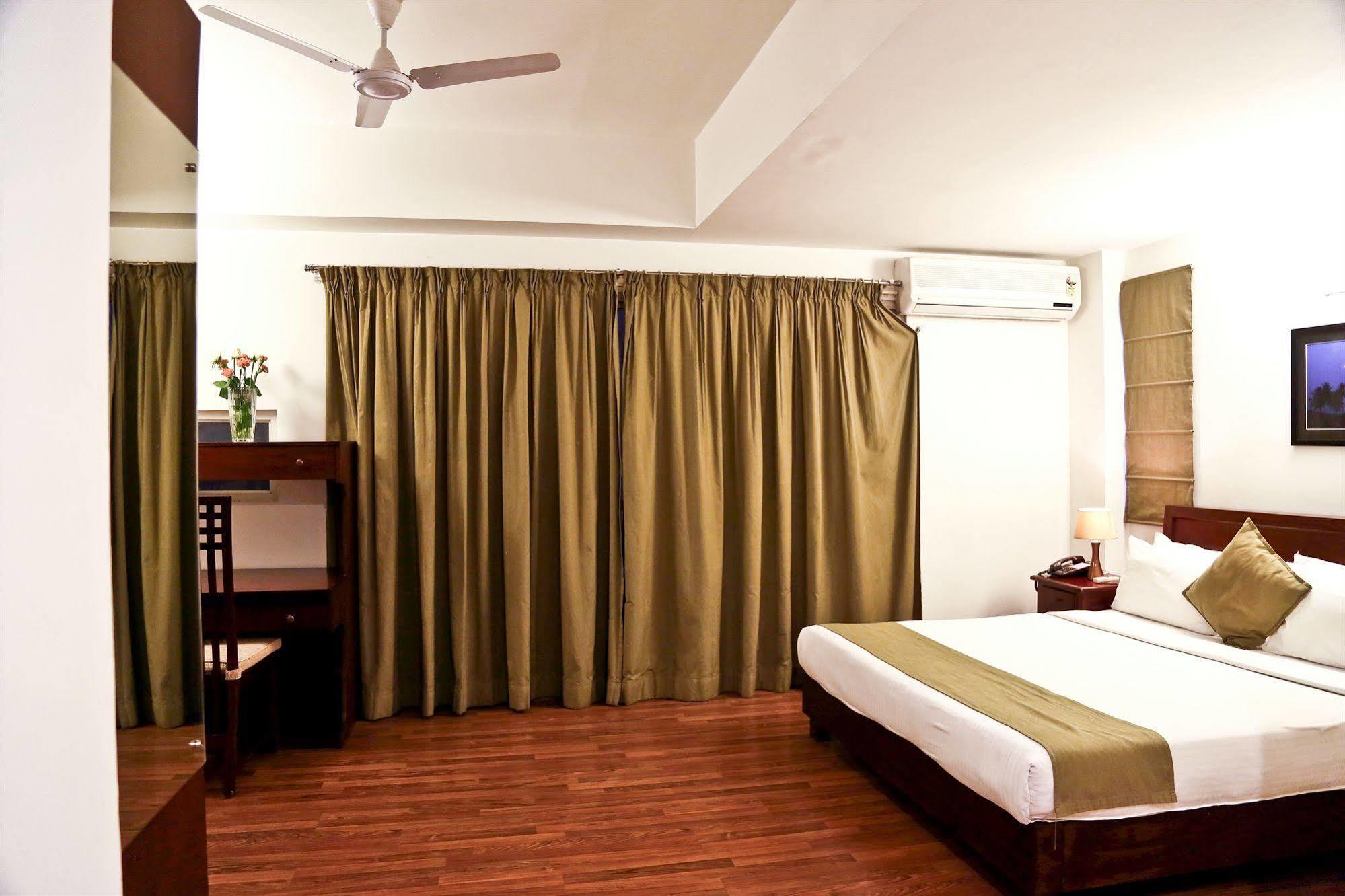 Maple Suites, Serviced Apartments Bangalore Exterior foto
