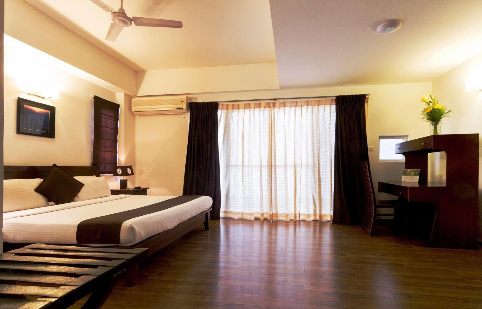 Maple Suites, Serviced Apartments Bangalore Exterior foto