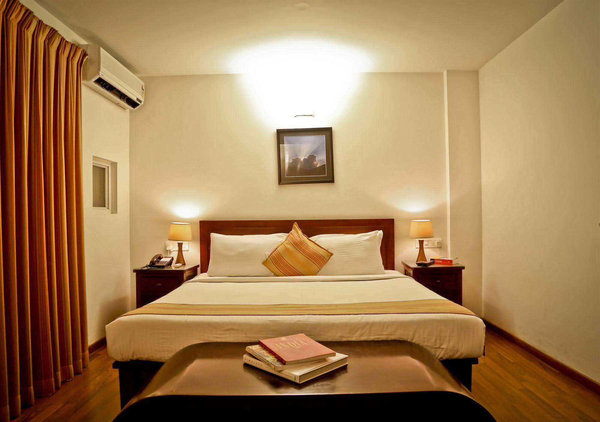Maple Suites, Serviced Apartments Bangalore Exterior foto